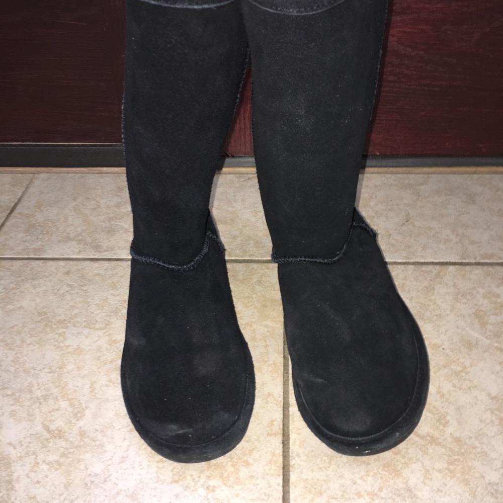 BearPaw Tall Black Boots